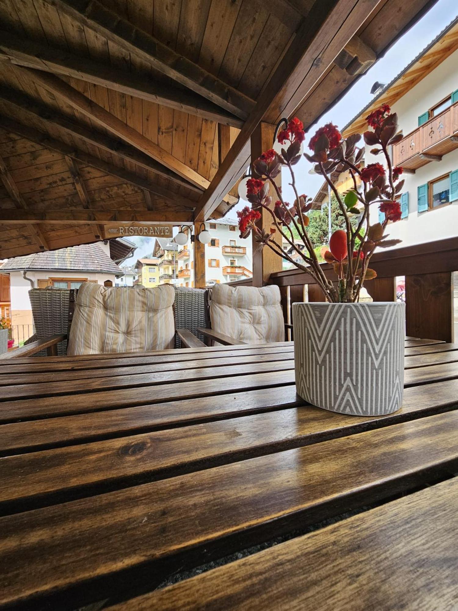 Hotel Miravalle Imer Екстериор снимка