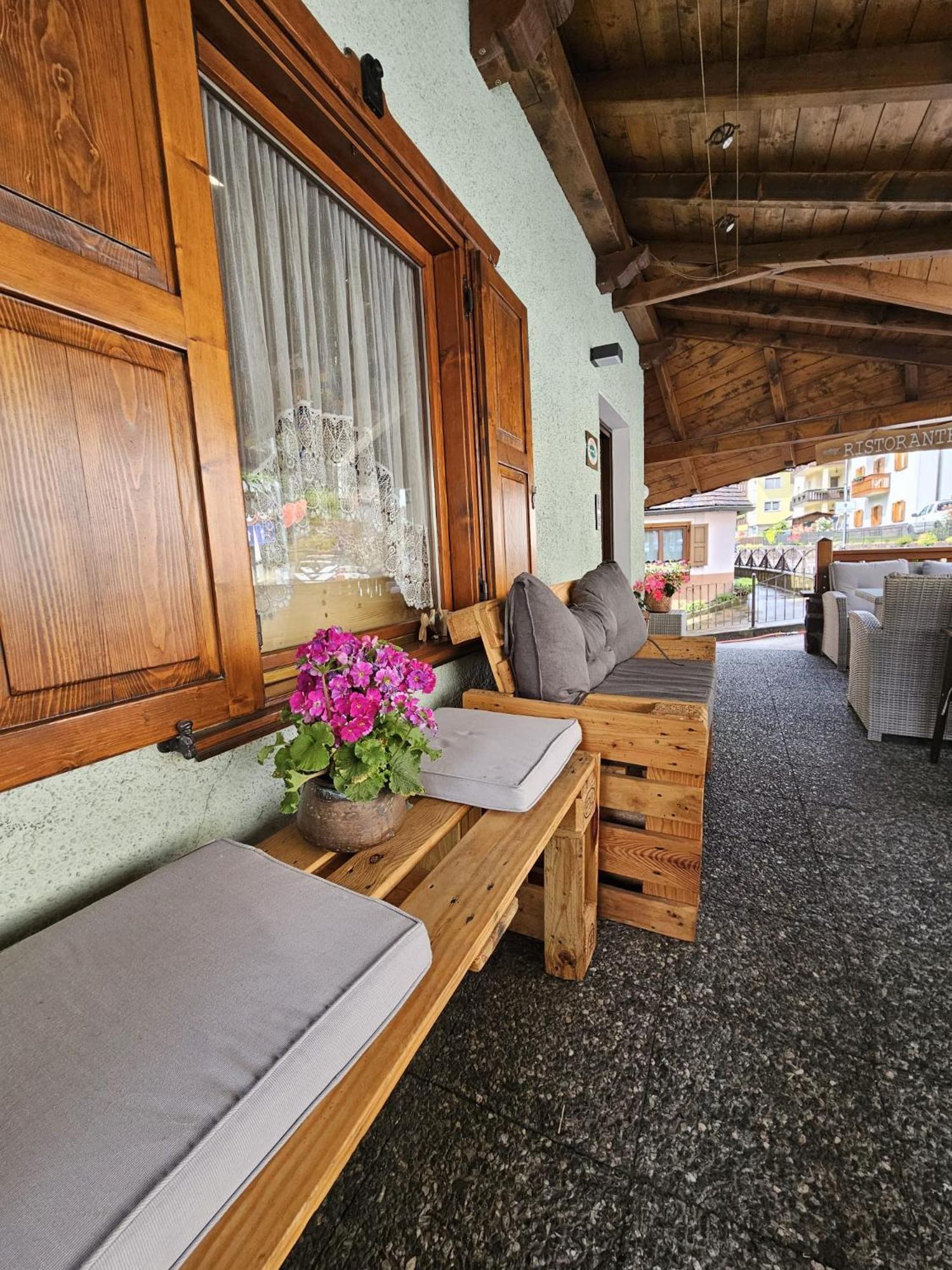 Hotel Miravalle Imer Екстериор снимка